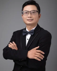 Bowolf Zeng, founder of Shenzhen Hongzhao Handbag